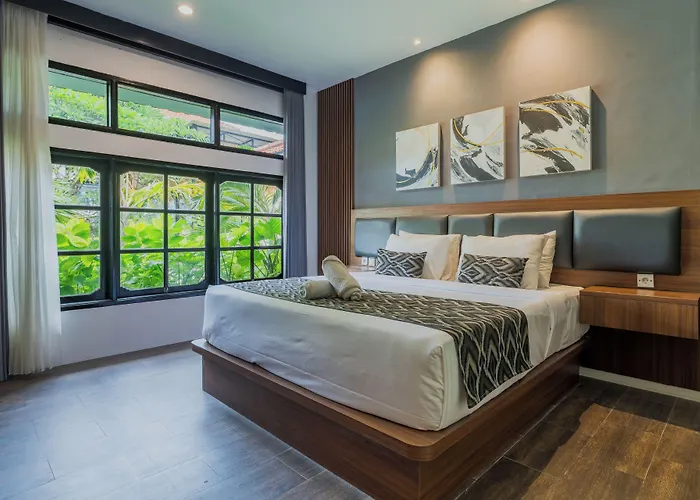 Отель Casa Wina Kuta, Close To Beachwalk Shopping Center And I Gusti Ngurah Rai Airport Кута