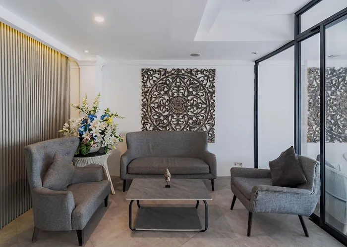 Casa Wina Kuta, Close To Beachwalk Shopping Center And I Gusti Ngurah Rai Airport Otel 4*